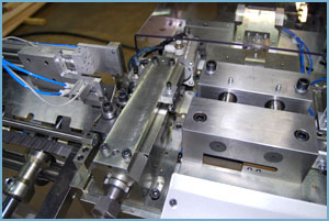 Cut to length machine